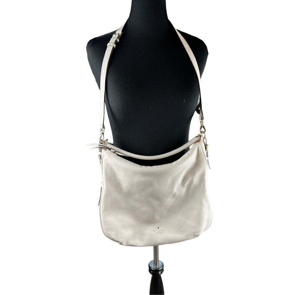 Kate spade ivory pebble leather hobo crossbody bag purse expandable zipper